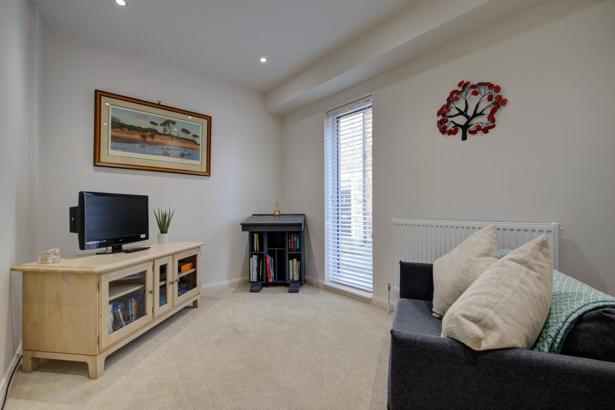 Spacious 2-Bed Home - Exposed Beams & Fast Internet Included Stamford Dış mekan fotoğraf